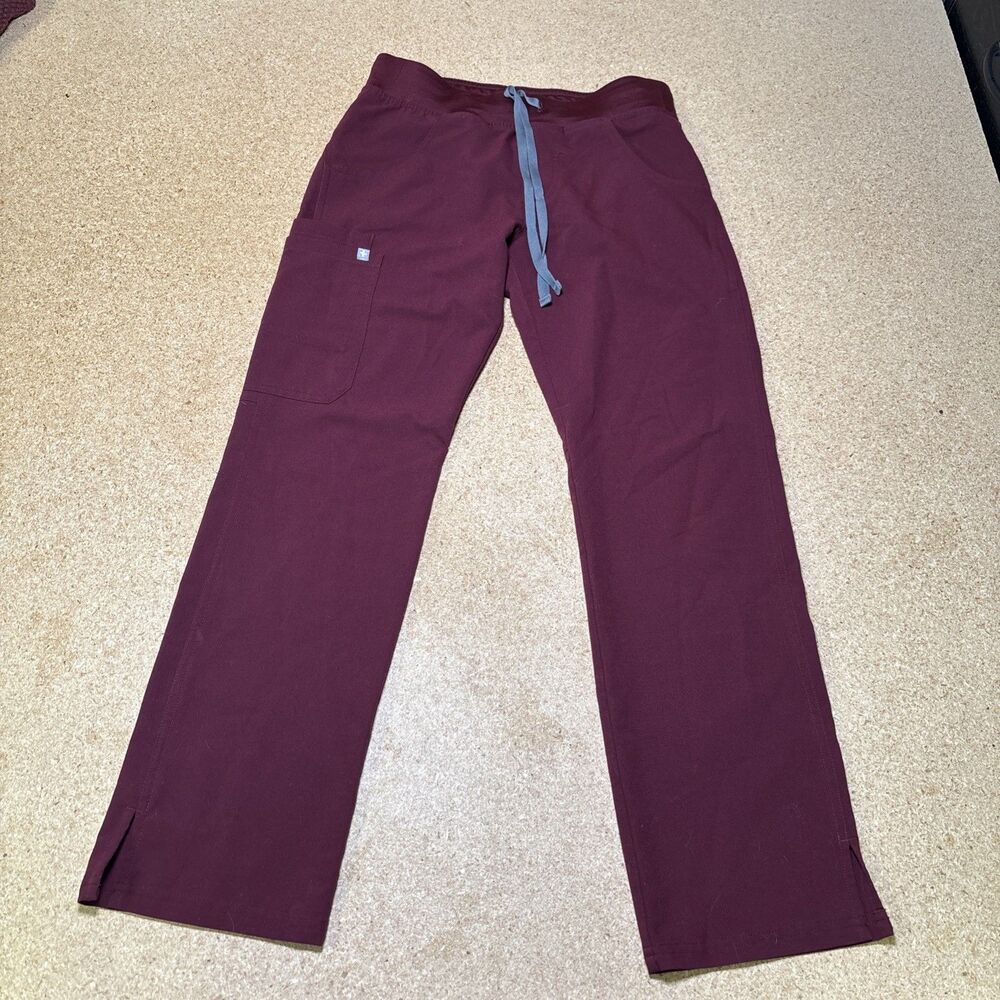Figs Kade Cargo Scrub Pants Straight Leg Burgundy T21004P XS B1